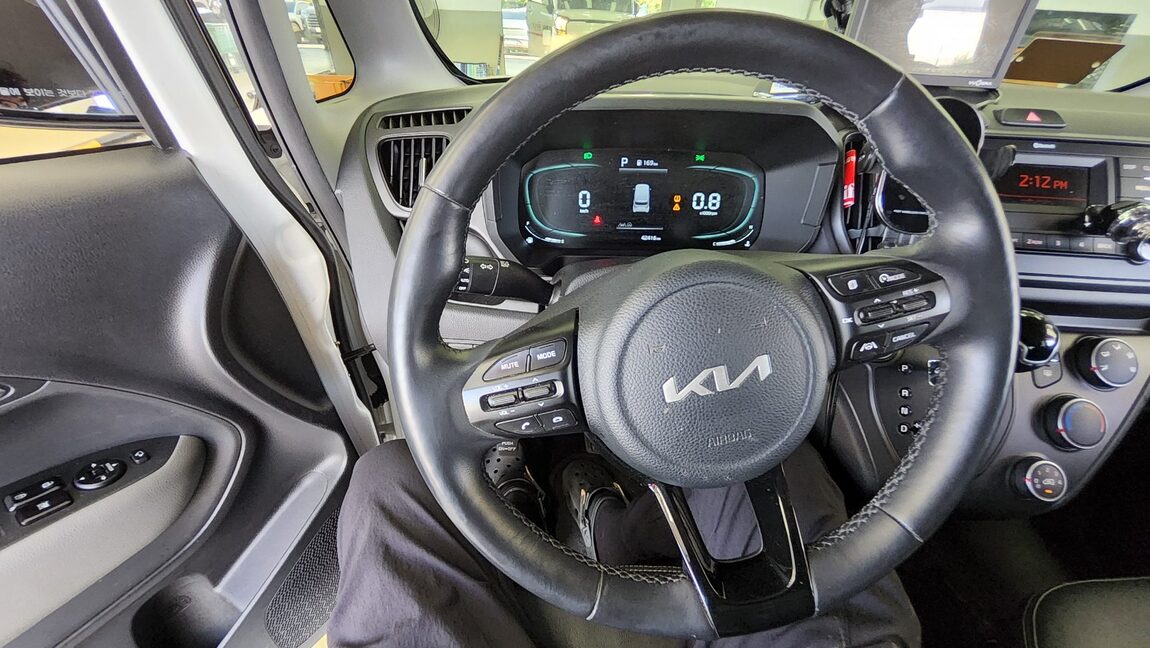KIA THE NEW KIA RAY 1.0 GASOLINE PRESTIGE 2023 - zdjęcie 17