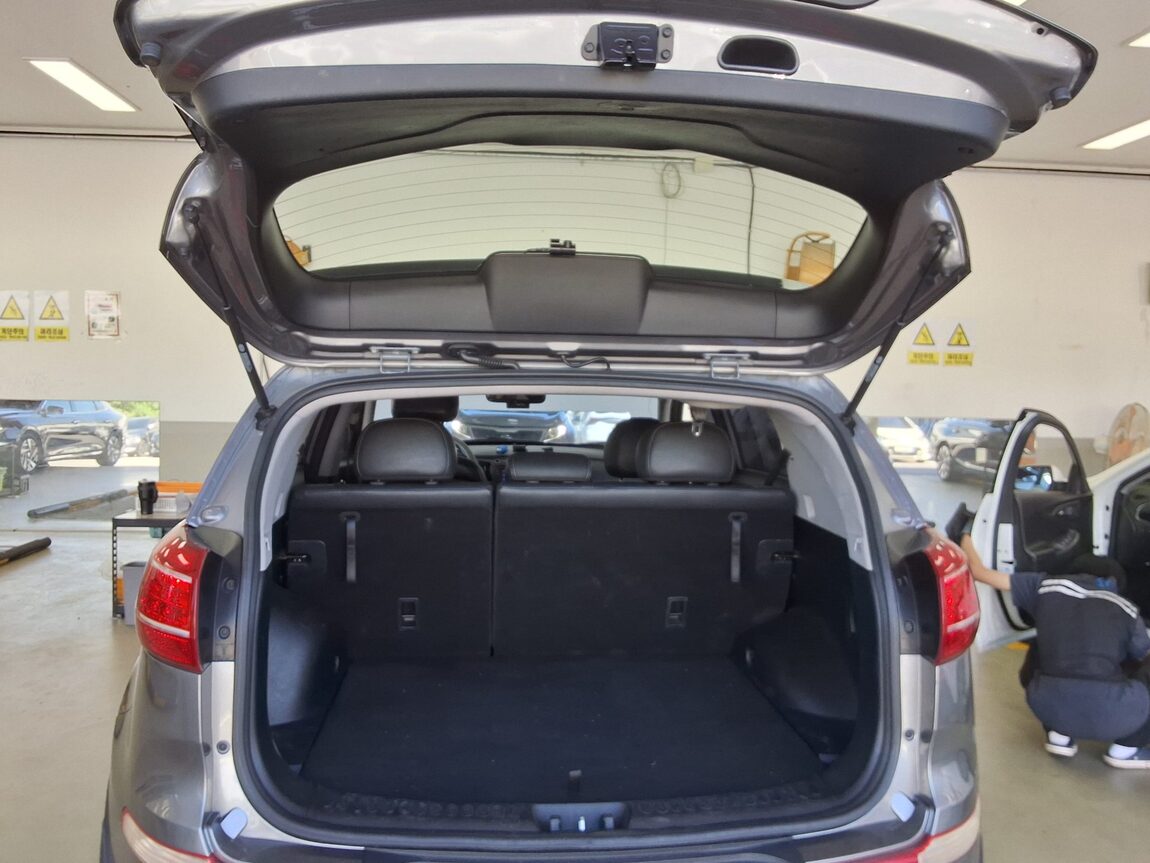 KIA SPORTAGE R DIESEL R2.0 2WD TLX PREMIUM 2012 - zdjęcie 15