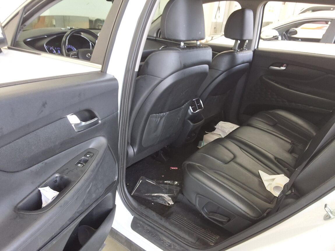 HYUNDAI SANTA FE (TM) R2.0 2WD PREMIUM 2019 - zdjęcie 12