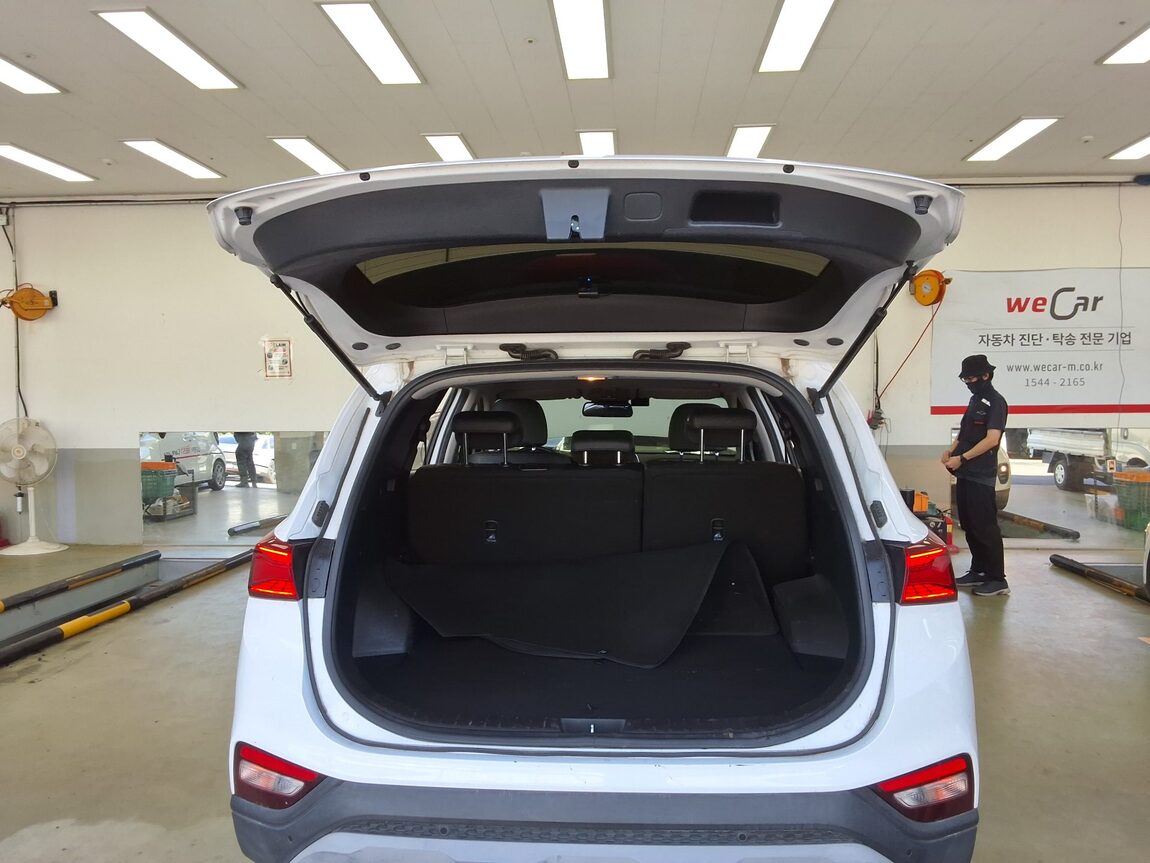 HYUNDAI SANTA FE (TM) R2.0 2WD PREMIUM 2019 - zdjęcie 15
