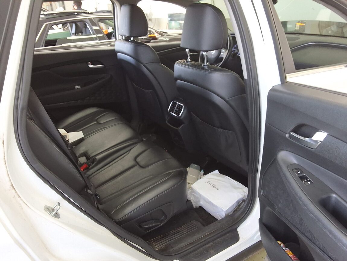 HYUNDAI SANTA FE (TM) R2.0 2WD PREMIUM 2019 - zdjęcie 13