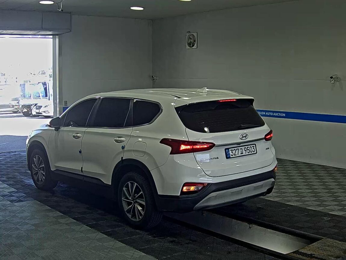HYUNDAI SANTA FE (TM) R2.0 2WD PREMIUM 2019 - zdjęcie 6
