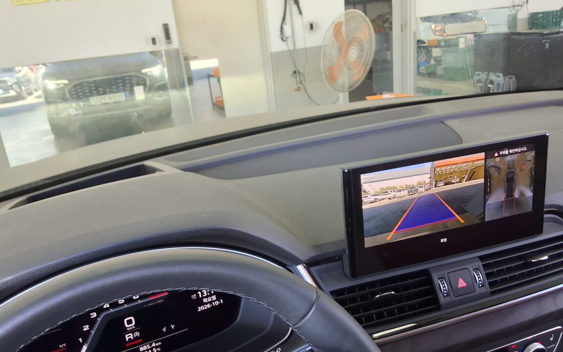 AUDI Q5 (2ND GEN) 45 TFSI QUATTRO SPORTBACK PREMIUM 2023 - zdjęcie 19