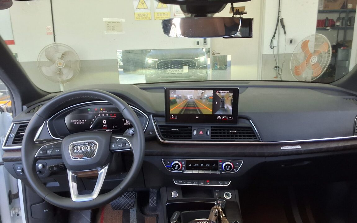 AUDI Q5 (2ND GEN) 45 TFSI QUATTRO SPORTBACK PREMIUM 2023 - zdjęcie 11