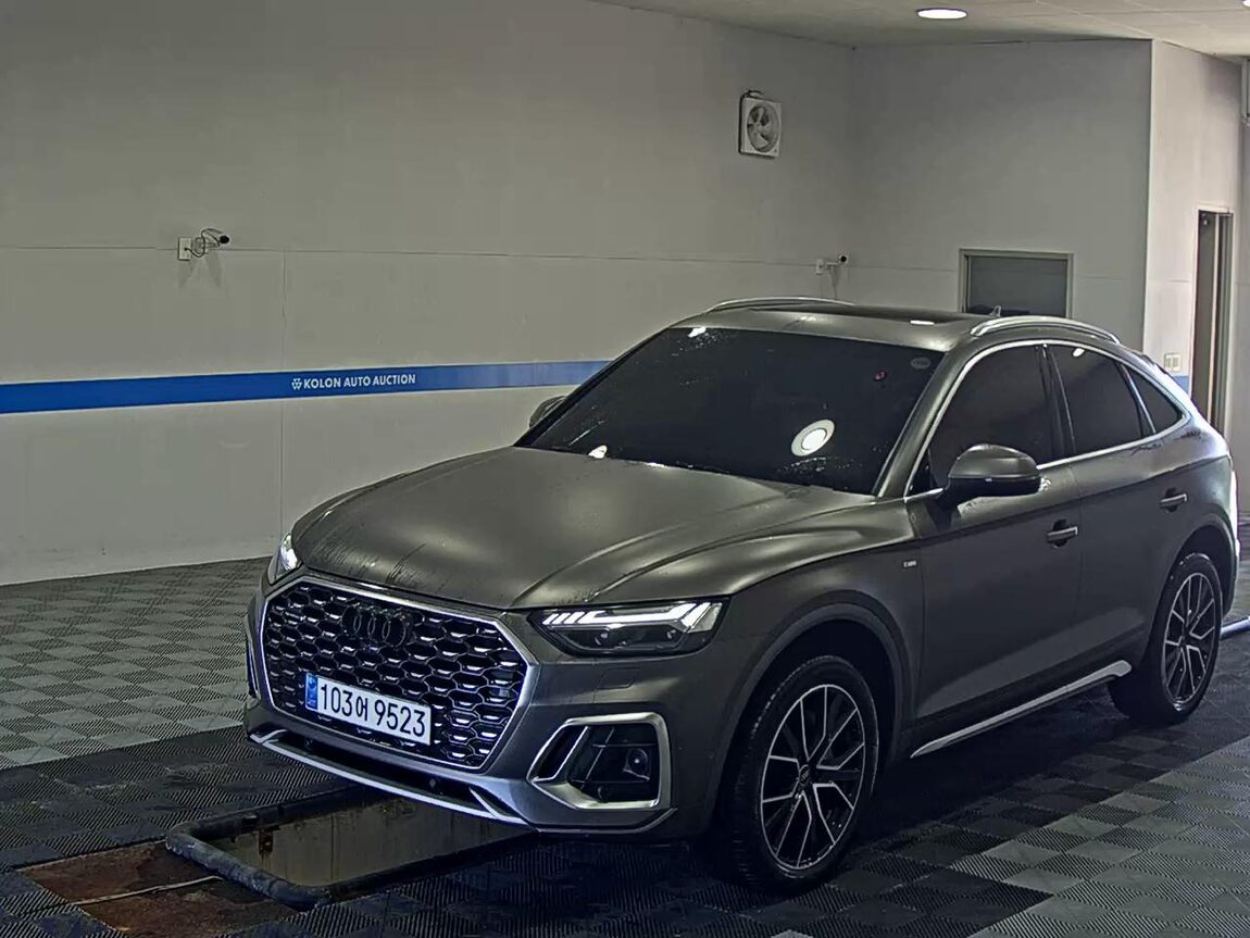 AUDI Q5 (2ND GEN) 45 TFSI QUATTRO SPORTBACK PREMIUM 2023 - zdjęcie 2