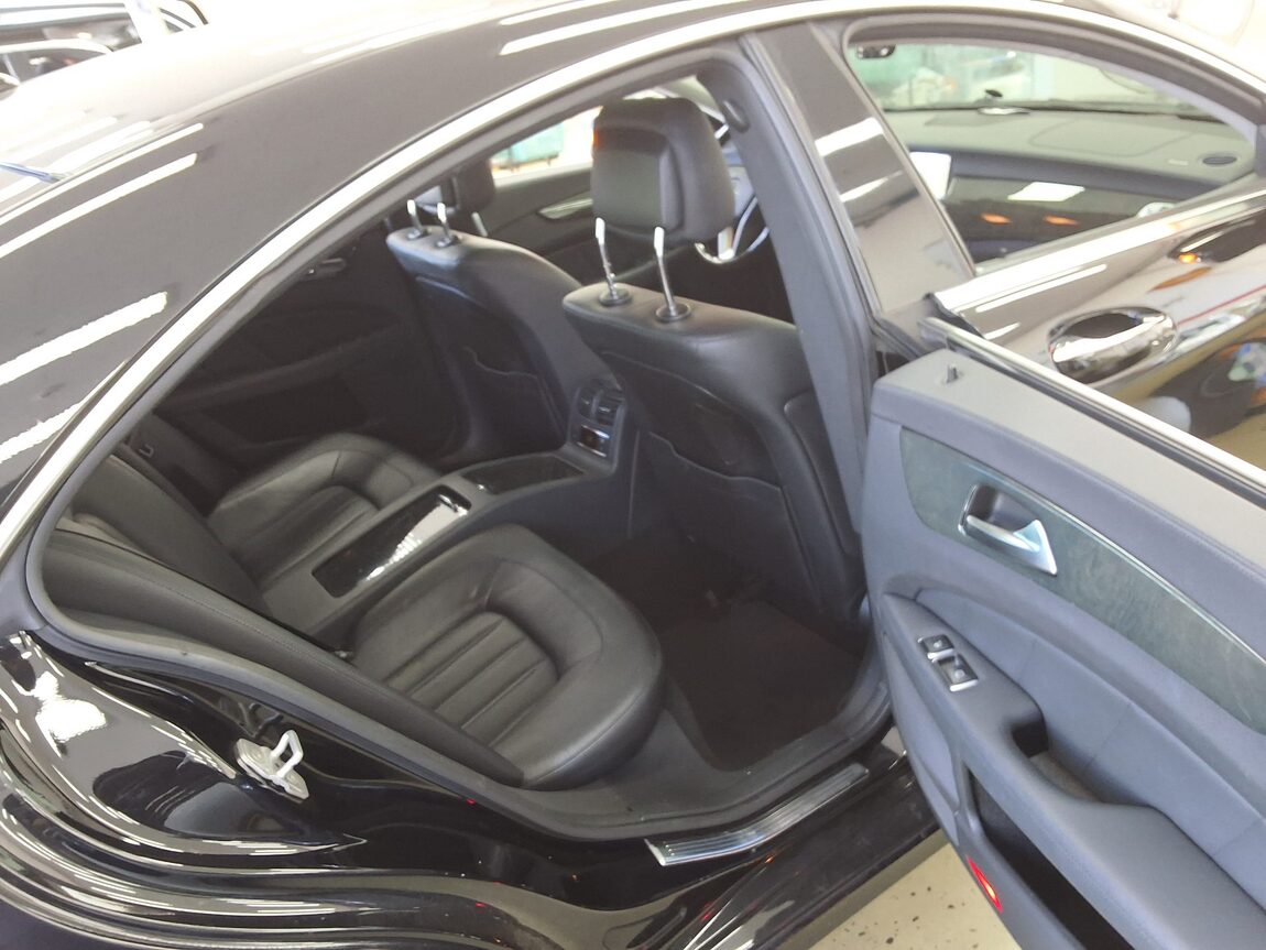 MERCEDES-BENZ CLS-CLASS (2ND GEN) CLS350 BLUEEFFICIENCY 2012 - zdjęcie 13