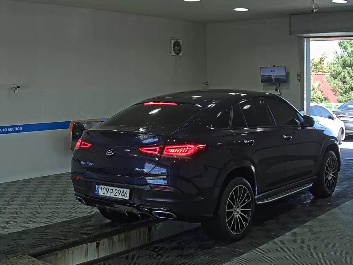 MERCEDES-BENZ GLE-CLASS (4TH GEN) GLE 400d 4MATIC COUPE 2022 - zdjęcie 5