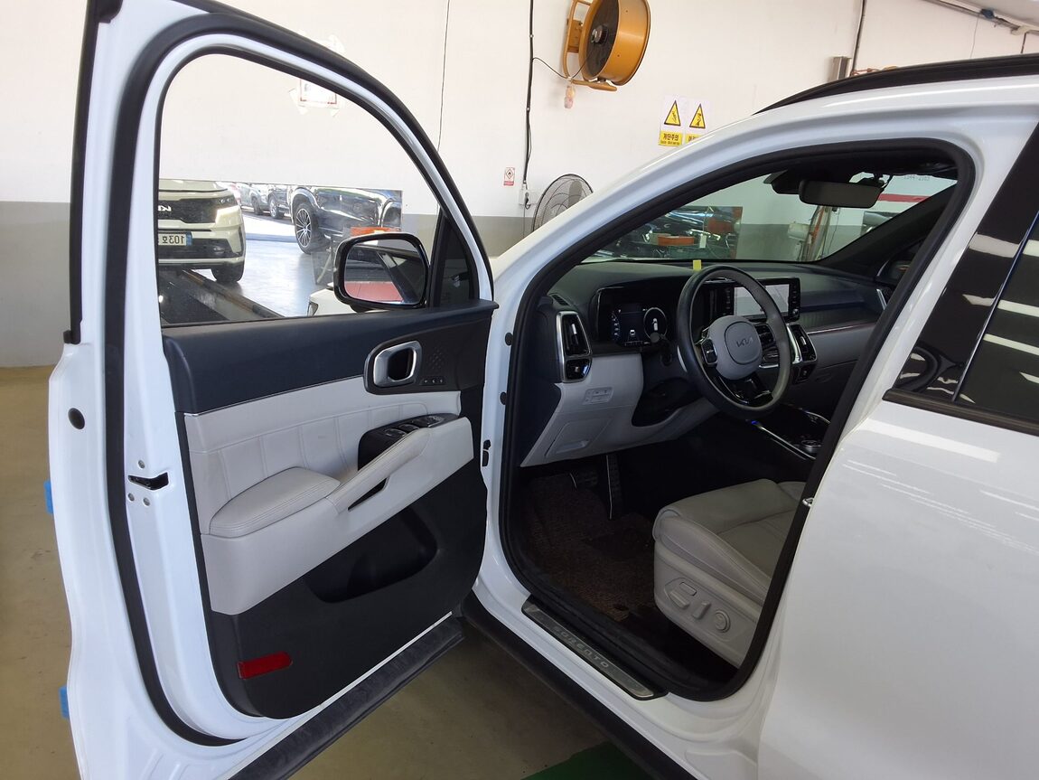 KIA NEW SORENTO HYBRID (MQ4) 1.6 HEV 2WD GRAVITY 2023 - zdjęcie 10