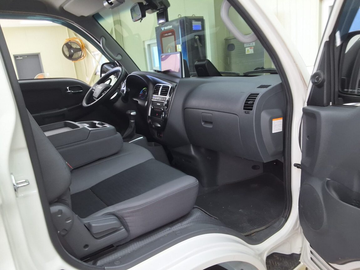 KIA BONGO III EV CARGO GLS 2023 - zdjęcie 12