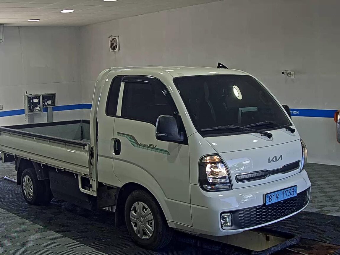 KIA BONGO III EV CARGO GLS 2023 - zdjęcie 3