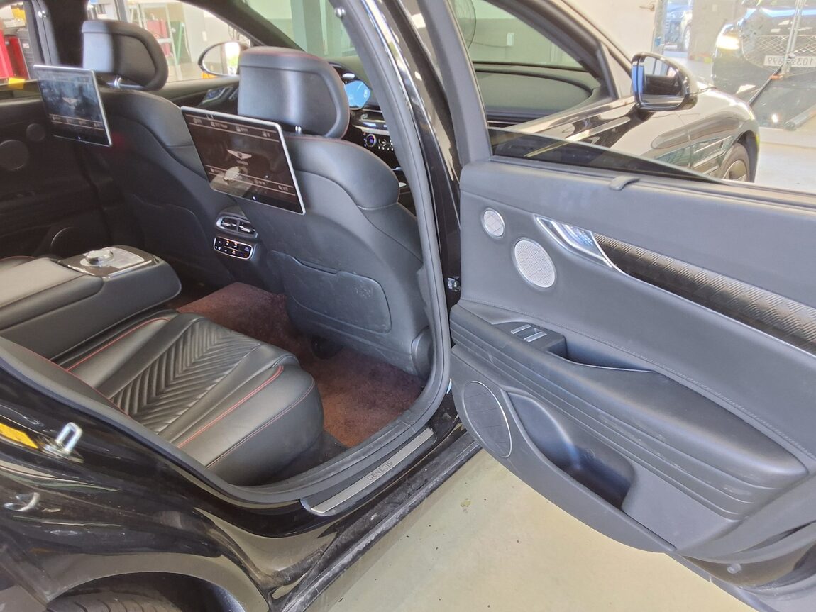 GENESIS THE ALL NEW G80 GASOLINE 3.5 AWD SPORT PACK 2024 - zdjęcie 13