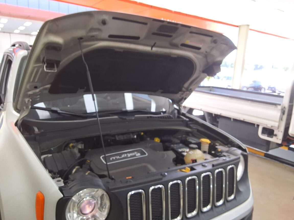 JEEP RENEGADE 2.0 DIESEL AWD LONGITUDE 2015 - zdjęcie 18