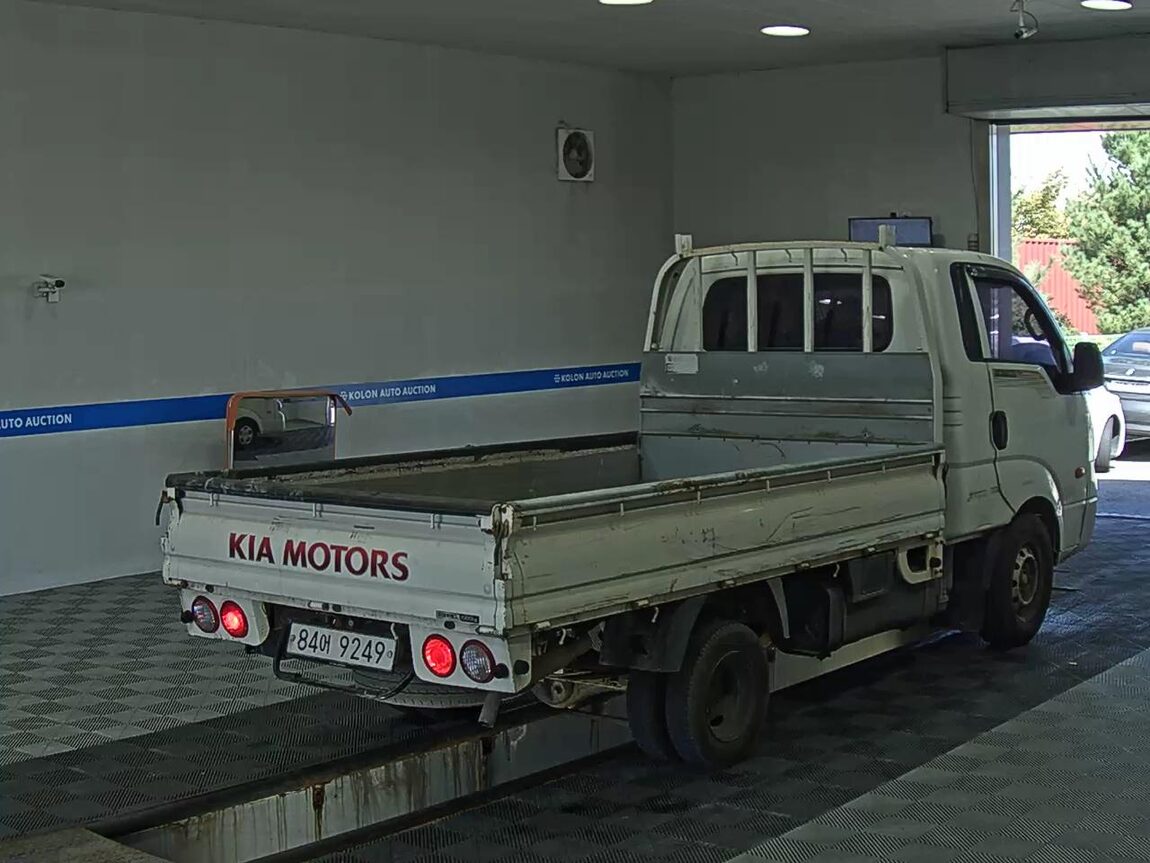 KIA BONGO III CARGO CRDi KING CAB EXTRA LONG WHEELBASE 2014 - zdjęcie 5