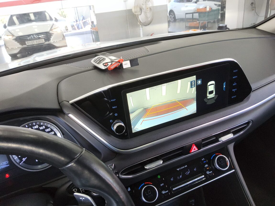 HYUNDAI SONATA (DN8) L2.0 RENTAL CAR SMART 2020 - zdjęcie 17