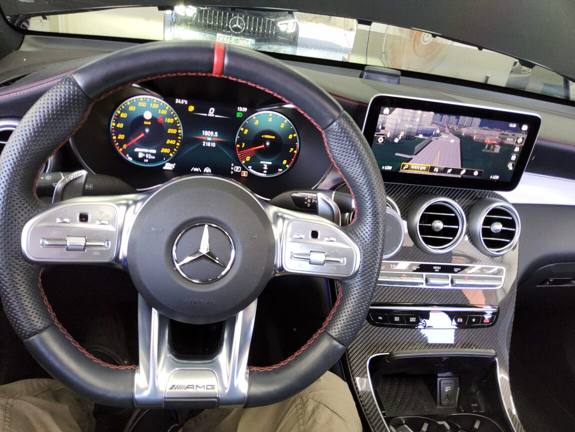 MERCEDES-BENZ GLC-CLASS GLC 43 AMG 4MATIC COUPE 2023 - zdjęcie 17