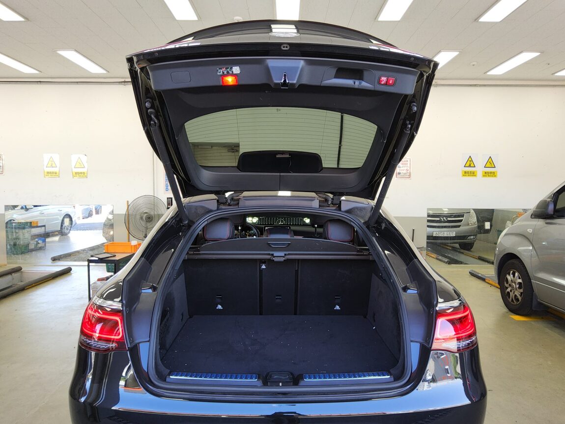 MERCEDES-BENZ GLC-CLASS GLC 43 AMG 4MATIC COUPE 2023 - zdjęcie 15