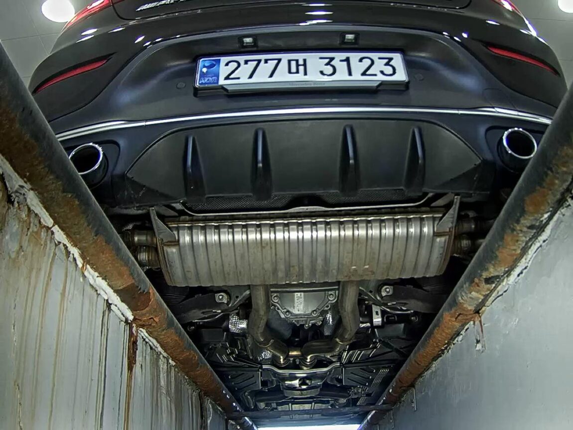 MERCEDES-BENZ GLC-CLASS GLC 43 AMG 4MATIC COUPE 2023 - zdjęcie 8