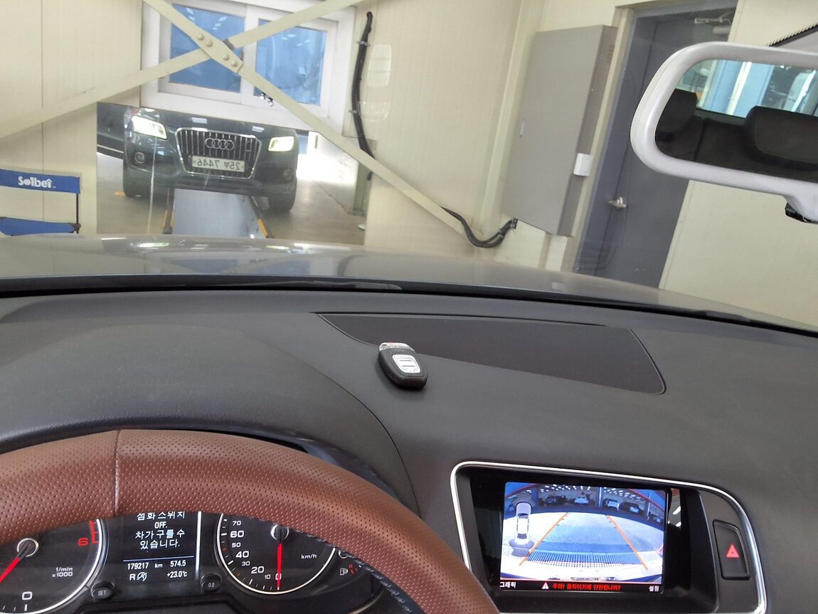 AUDI Q5 35 TDI QUATTRO 2015 - zdjęcie 25
