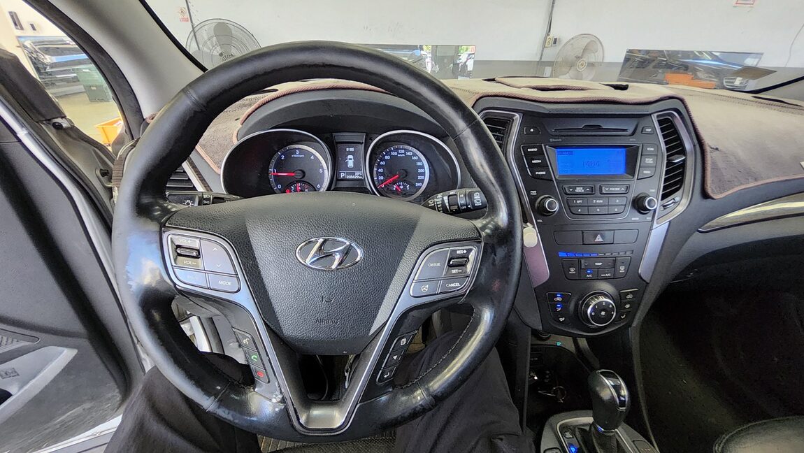 HYUNDAI SANTA FE (DM) DIESEL R2.2 4WD MODERN 2013 - zdjęcie 18