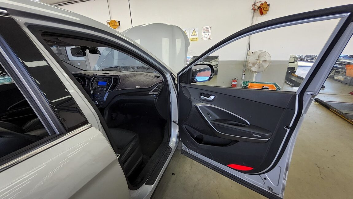 HYUNDAI SANTA FE (DM) DIESEL R2.2 4WD MODERN 2013 - zdjęcie 14