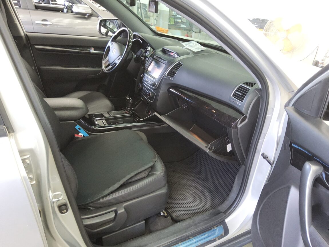 KIA NEW SORENTO R R2.0 2WD TRENDY 2014 - zdjęcie 14