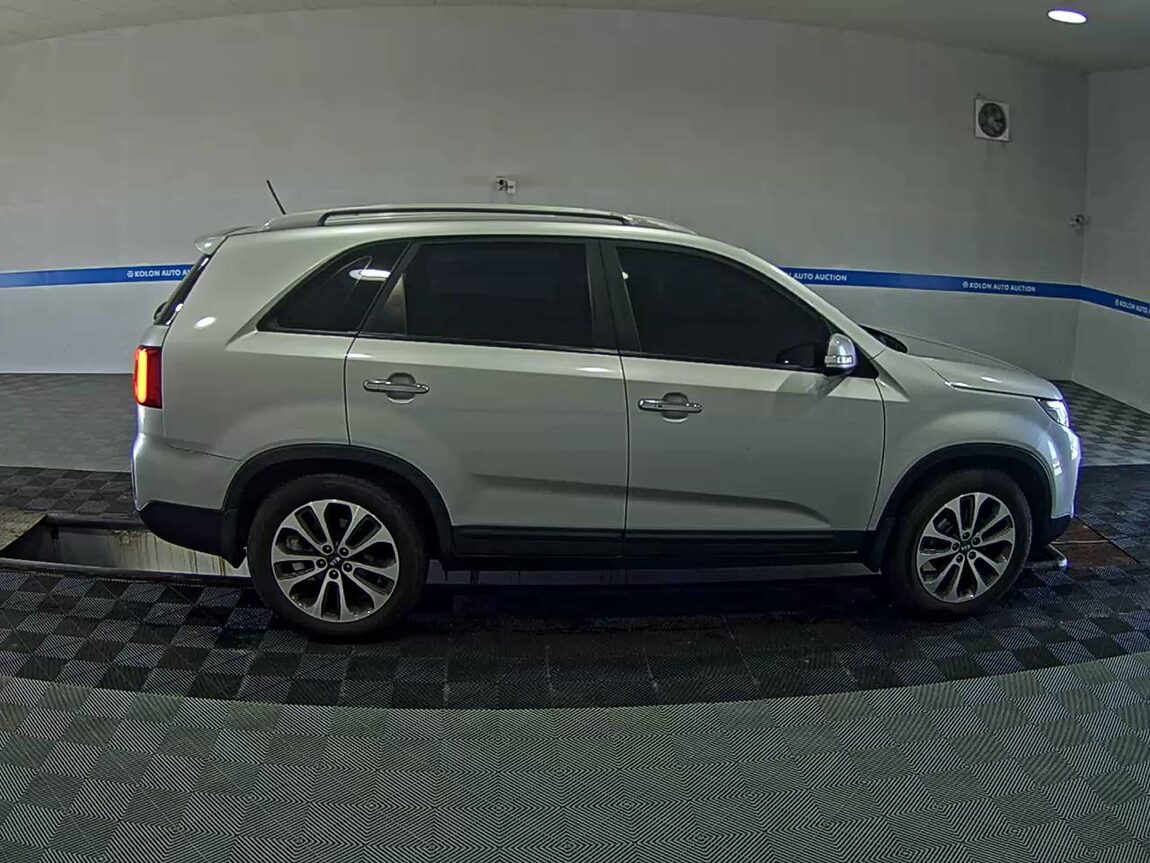 KIA NEW SORENTO R R2.0 2WD TRENDY 2014 - zdjęcie 4