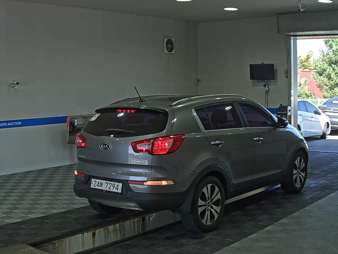 KIA SPORTAGE R DIESEL R2.0 2WD TLX PREMIUM 2011 - zdjęcie 5