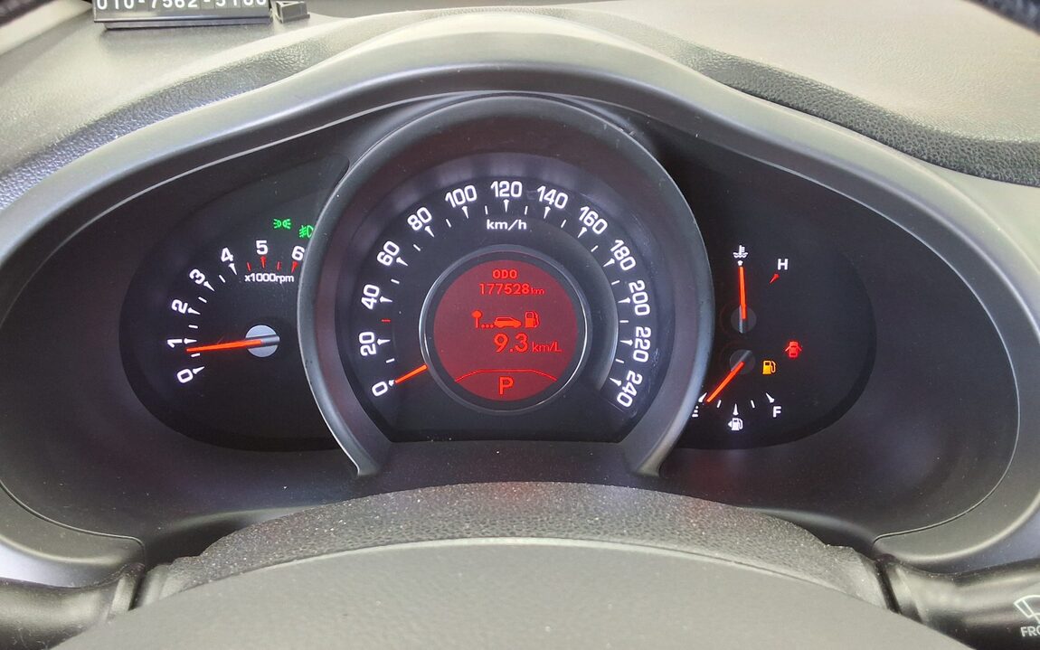KIA SPORTAGE R DIESEL R2.0 2WD TLX LUXURY MODEL 2012 - zdjęcie 9