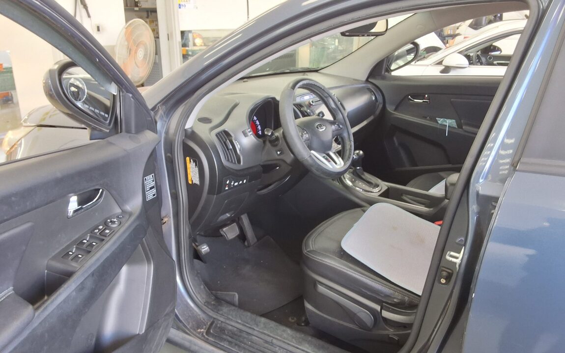 KIA SPORTAGE R DIESEL R2.0 2WD TLX LUXURY MODEL 2012 - zdjęcie 10