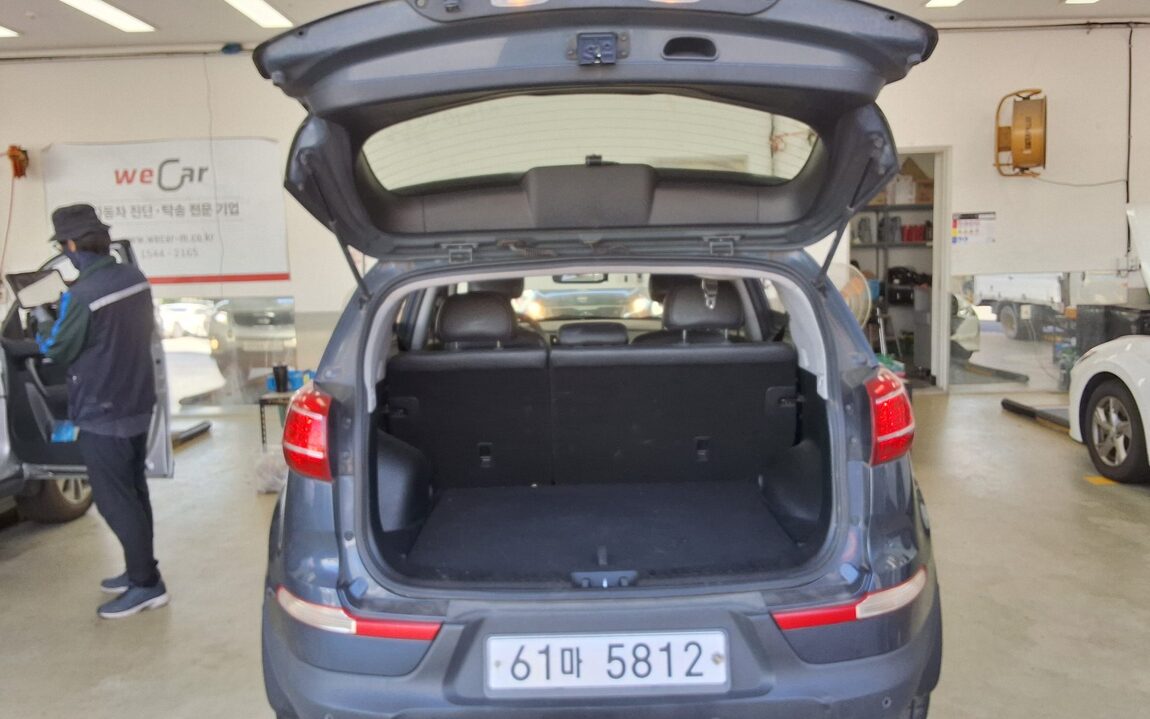 KIA SPORTAGE R DIESEL R2.0 2WD TLX LUXURY MODEL 2012 - zdjęcie 15