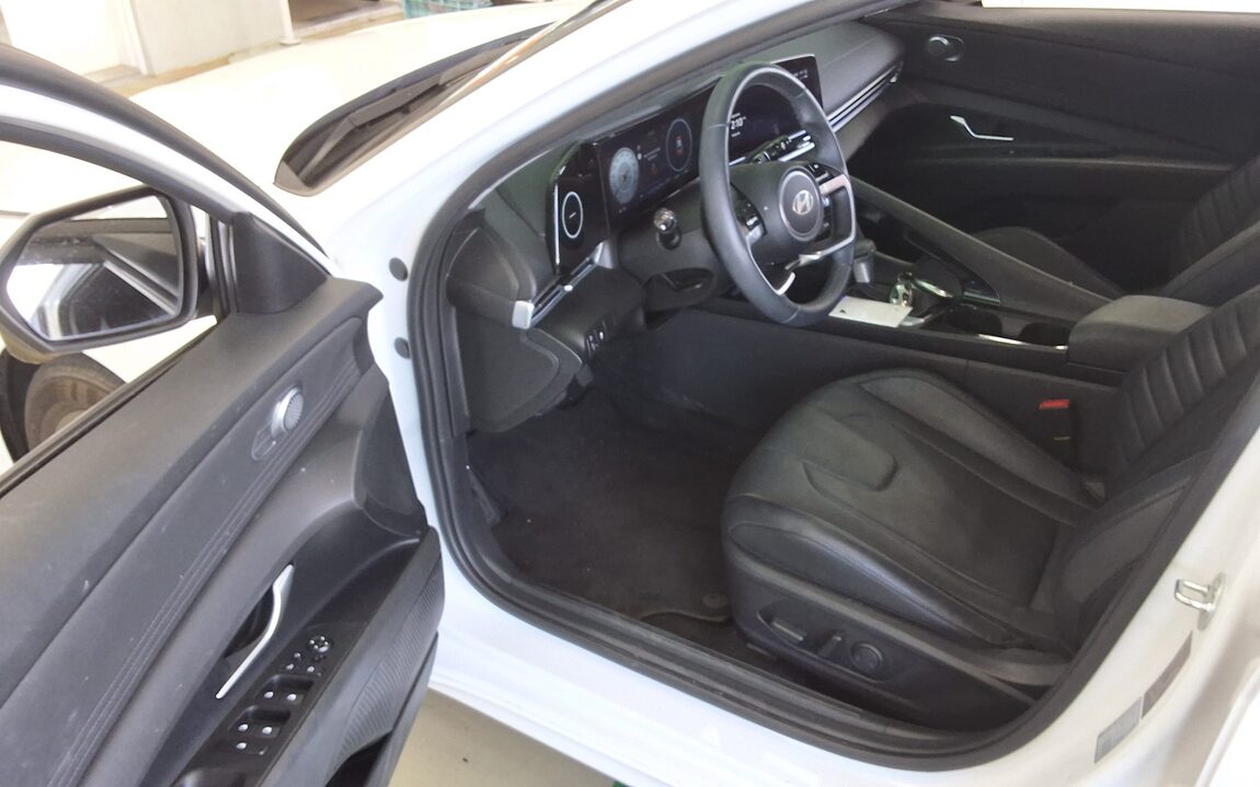 HYUNDAI THE NEW AVANTE (CN7) GASOLINE 1.6 INSPIRATION 2024 - zdjęcie 10