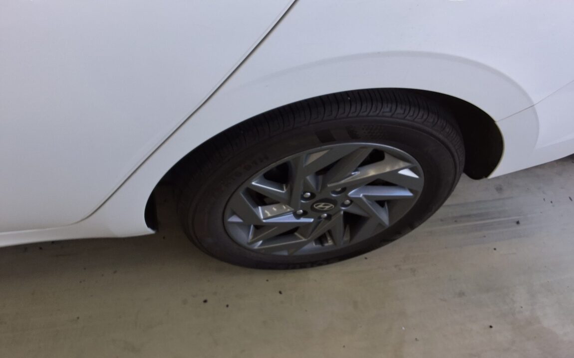 HYUNDAI THE NEW AVANTE (CN7) GASOLINE 1.6 INSPIRATION 2024 - zdjęcie 24