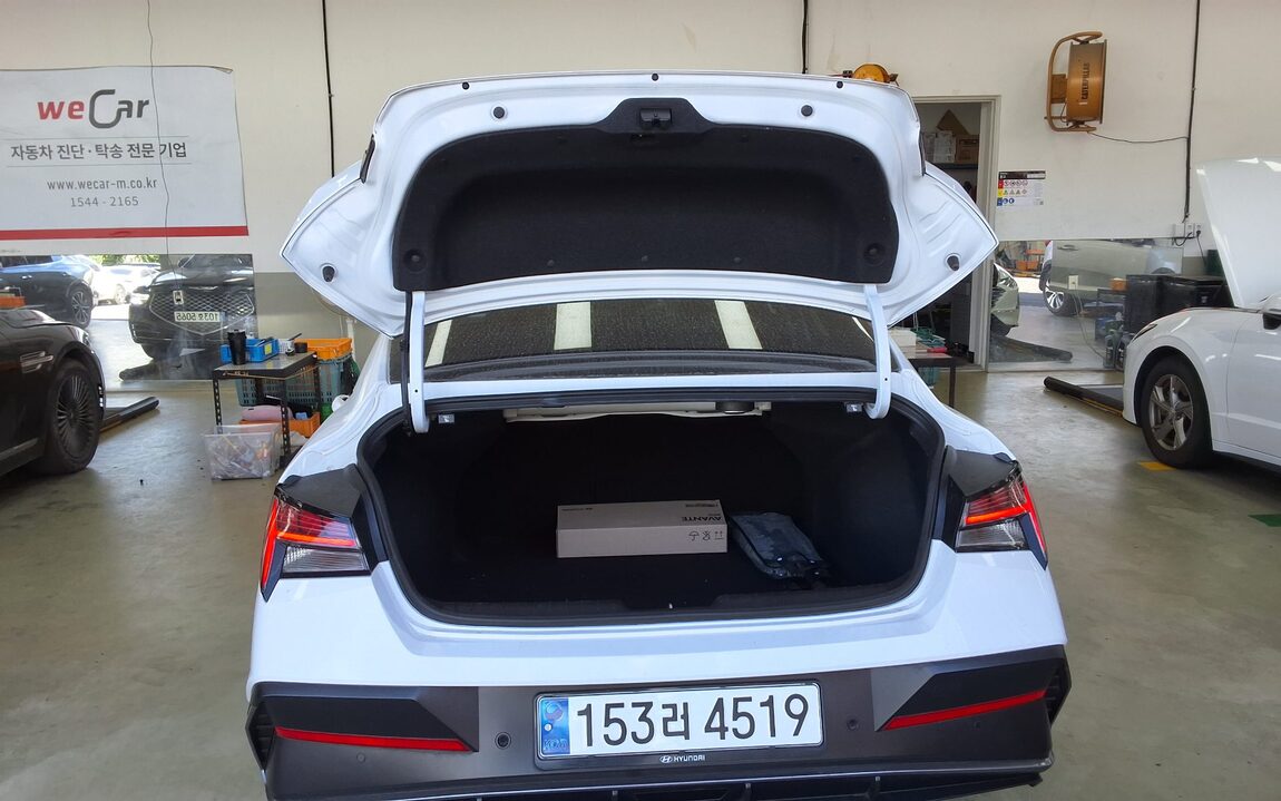 HYUNDAI THE NEW AVANTE (CN7) GASOLINE 1.6 INSPIRATION 2024 - zdjęcie 15