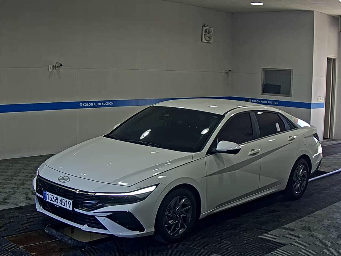 HYUNDAI THE NEW AVANTE (CN7) GASOLINE 1.6 INSPIRATION 2024 - zdjęcie 2