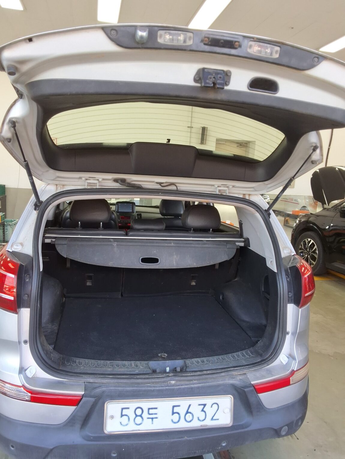 KIA SPORTAGE R DIESEL R2.0 2WD TLX LUXURY MODEL 2011 - zdjęcie 15