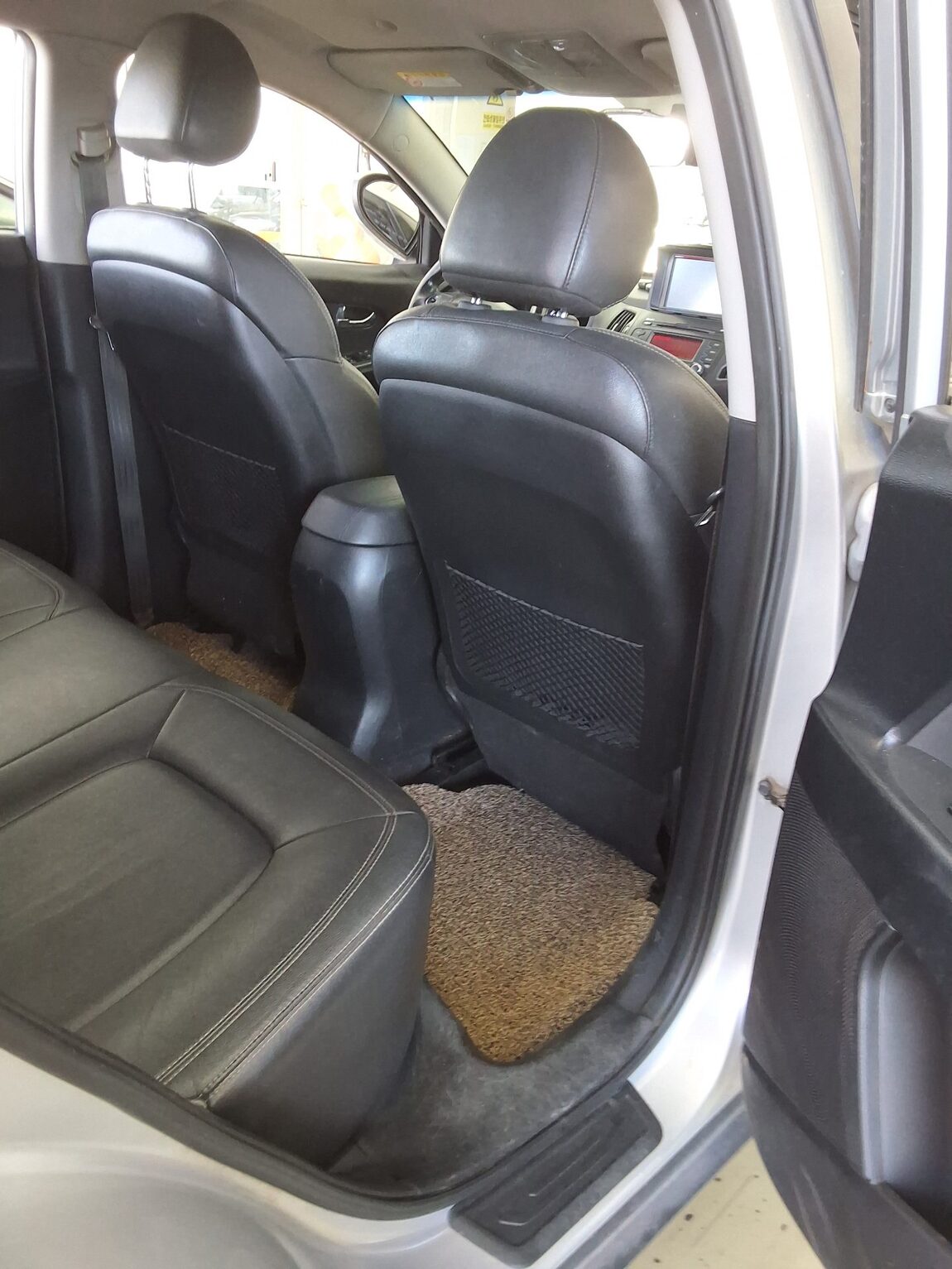 KIA SPORTAGE R DIESEL R2.0 2WD TLX LUXURY MODEL 2011 - zdjęcie 13