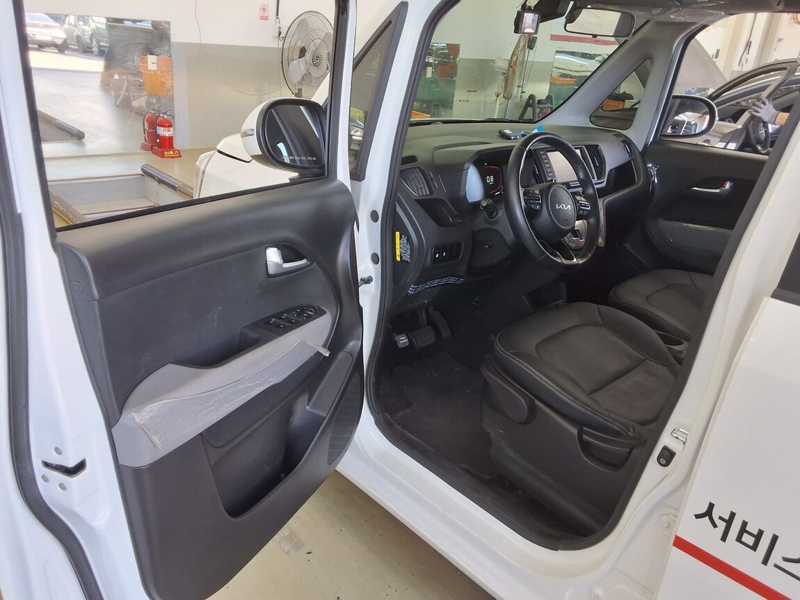 KIA THE NEW KIA RAY 1.0 GASOLINE PRESTIGE 2024 - zdjęcie 10