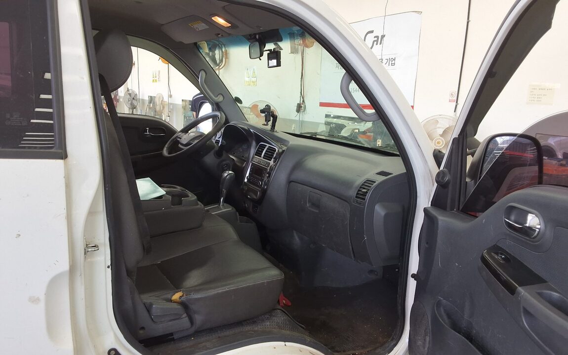 KIA BONGO III CARGO CRDi KING CAB EXTRA LONG WHEELBASE 2017 - zdjęcie 11