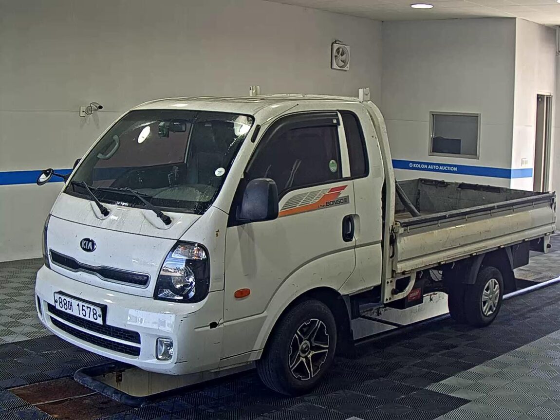 KIA BONGO III CARGO CRDi KING CAB EXTRA LONG WHEELBASE 2017 - zdjęcie 2