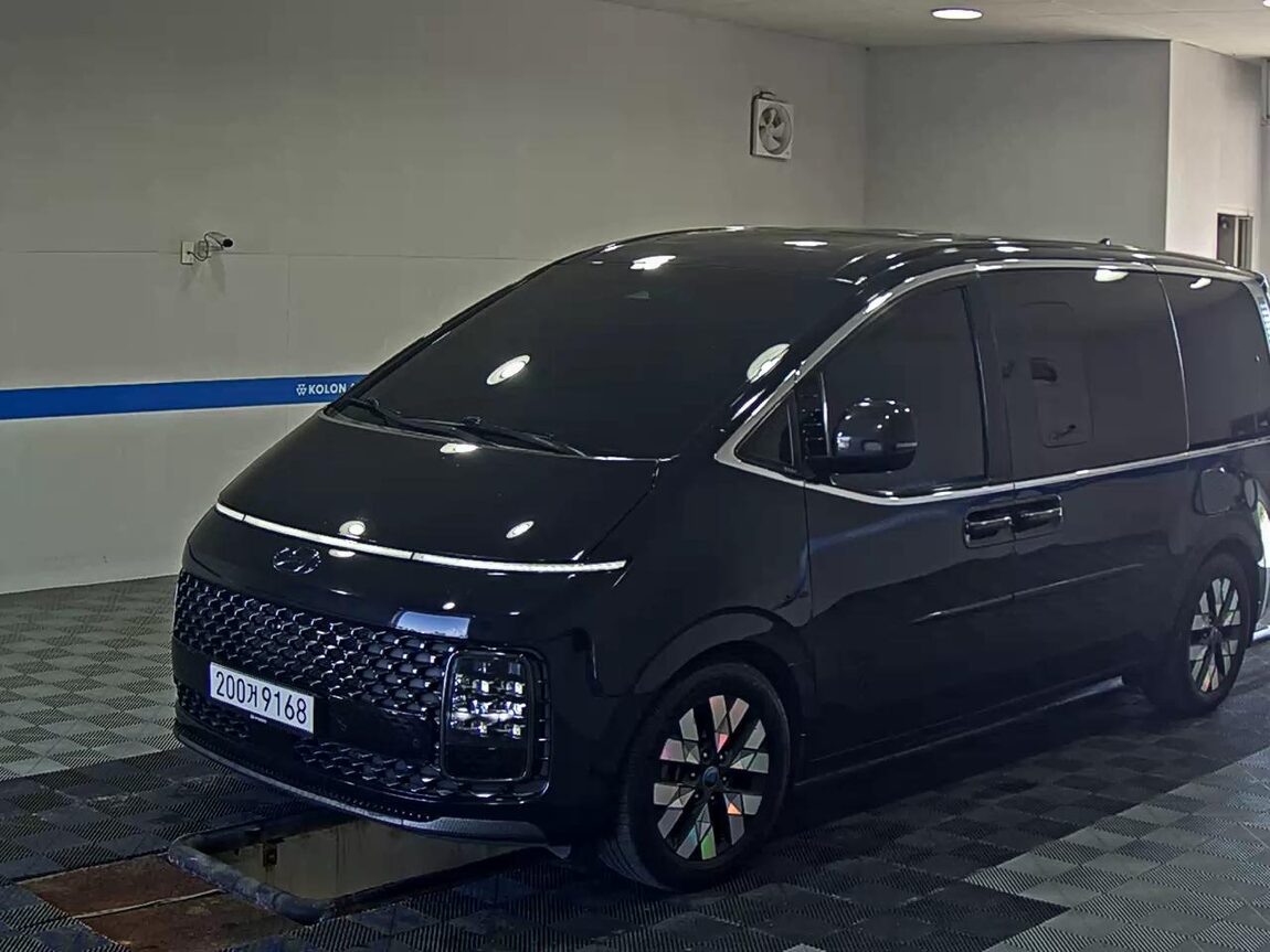 HYUNDAI STARIA 3.5 LPG LOUNGE 9-SEATER INSPIRATION 2022 - zdjęcie 2