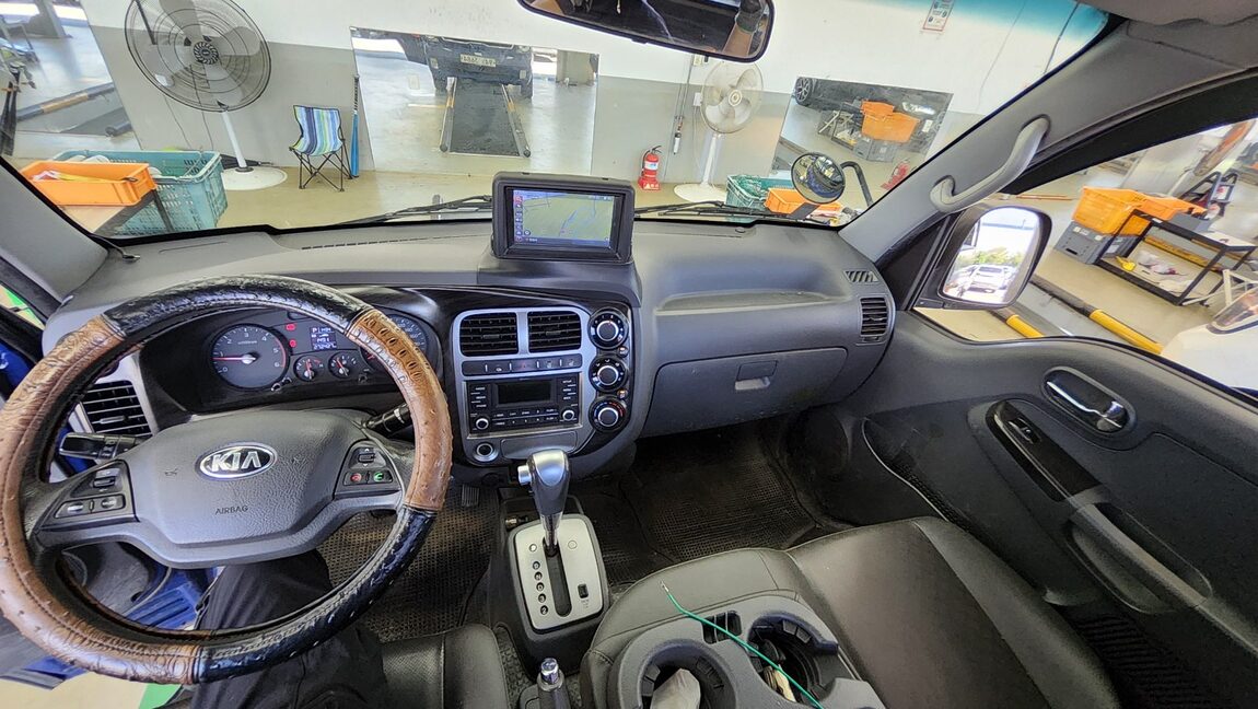 KIA BONGO III CARGO CRDi KING CAB EXTRA LONG WHEELBASE 2019 - zdjęcie 11