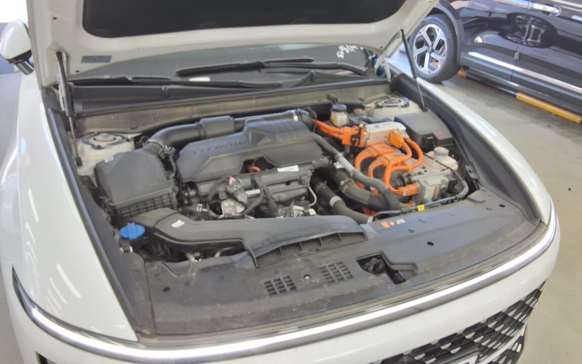 HYUNDAI THE ALL NEW GRANDEUR HYBRID 1.6 HYBRID EXCLUSIVE 2025 - zdjęcie 21