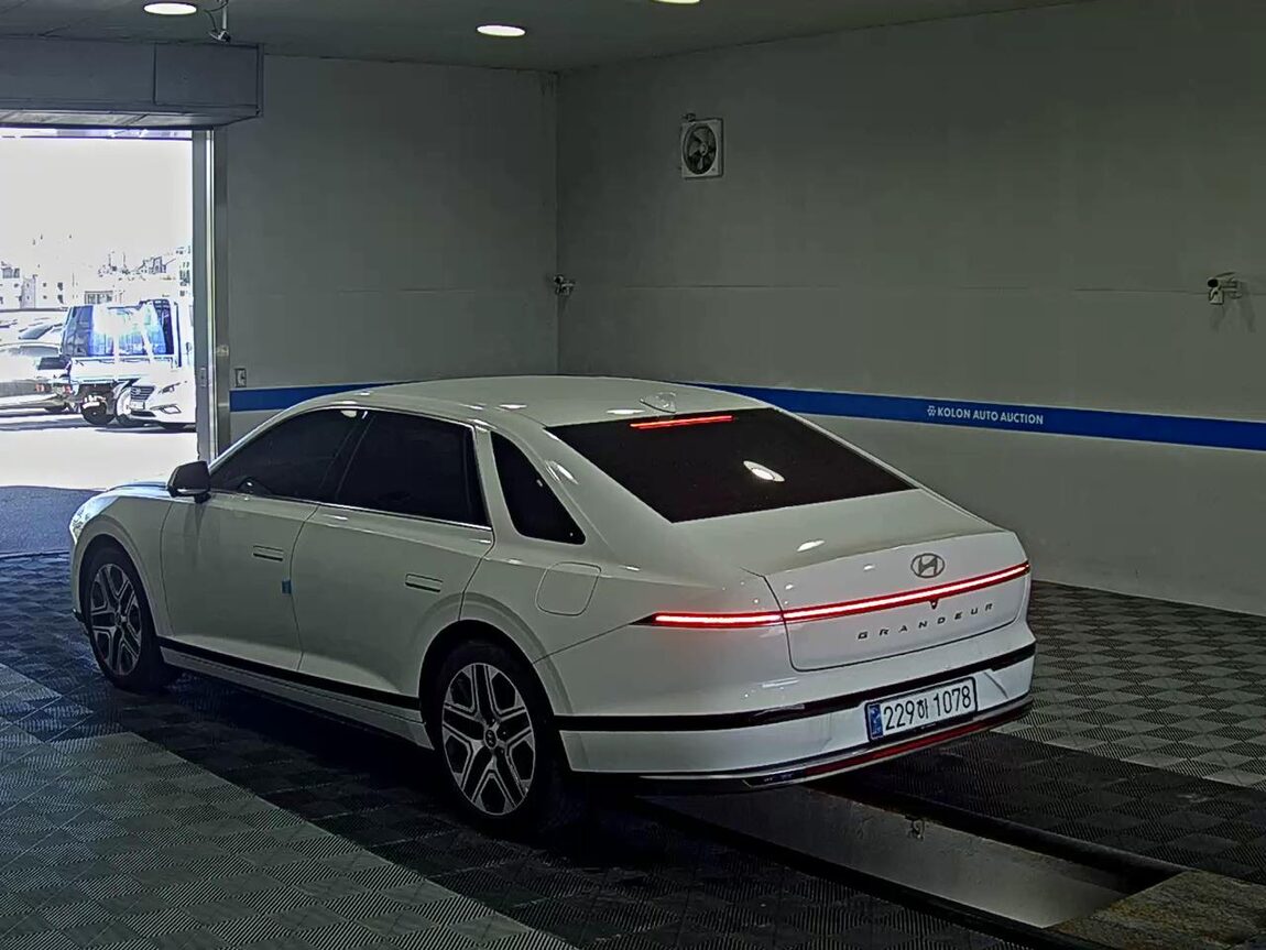 HYUNDAI THE ALL NEW GRANDEUR HYBRID 1.6 HYBRID EXCLUSIVE 2025 - zdjęcie 6