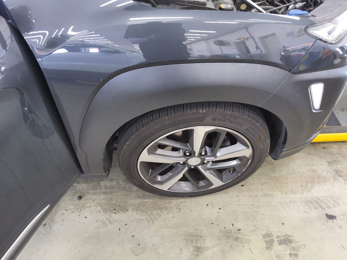 HYUNDAI KONA 1.6 GASOLINE 2WD PREMIUM 2018 - zdjęcie 23