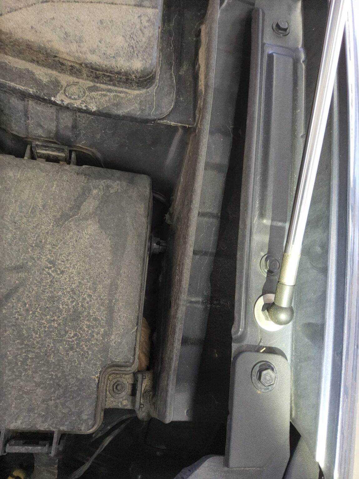 HYUNDAI KONA 1.6 GASOLINE 2WD PREMIUM 2018 - zdjęcie 19