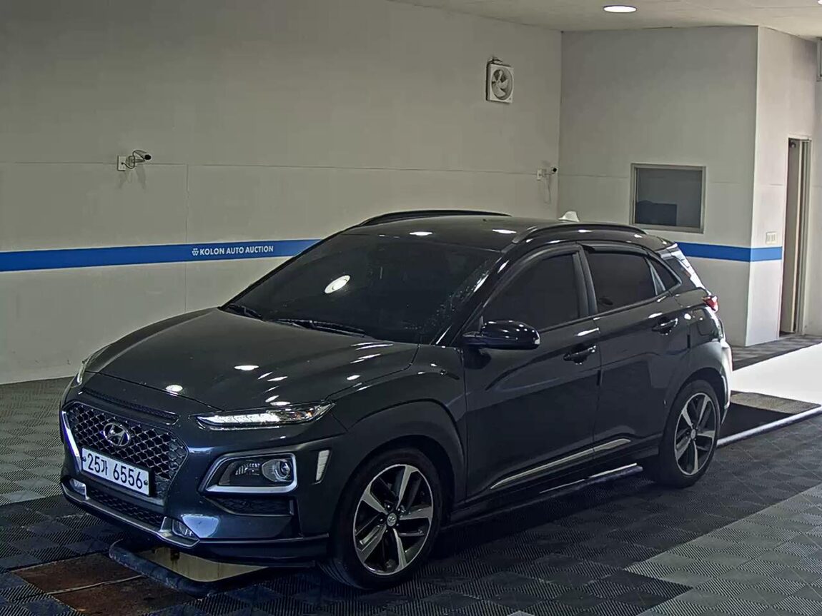 HYUNDAI KONA 1.6 GASOLINE 2WD PREMIUM 2018 - zdjęcie 2