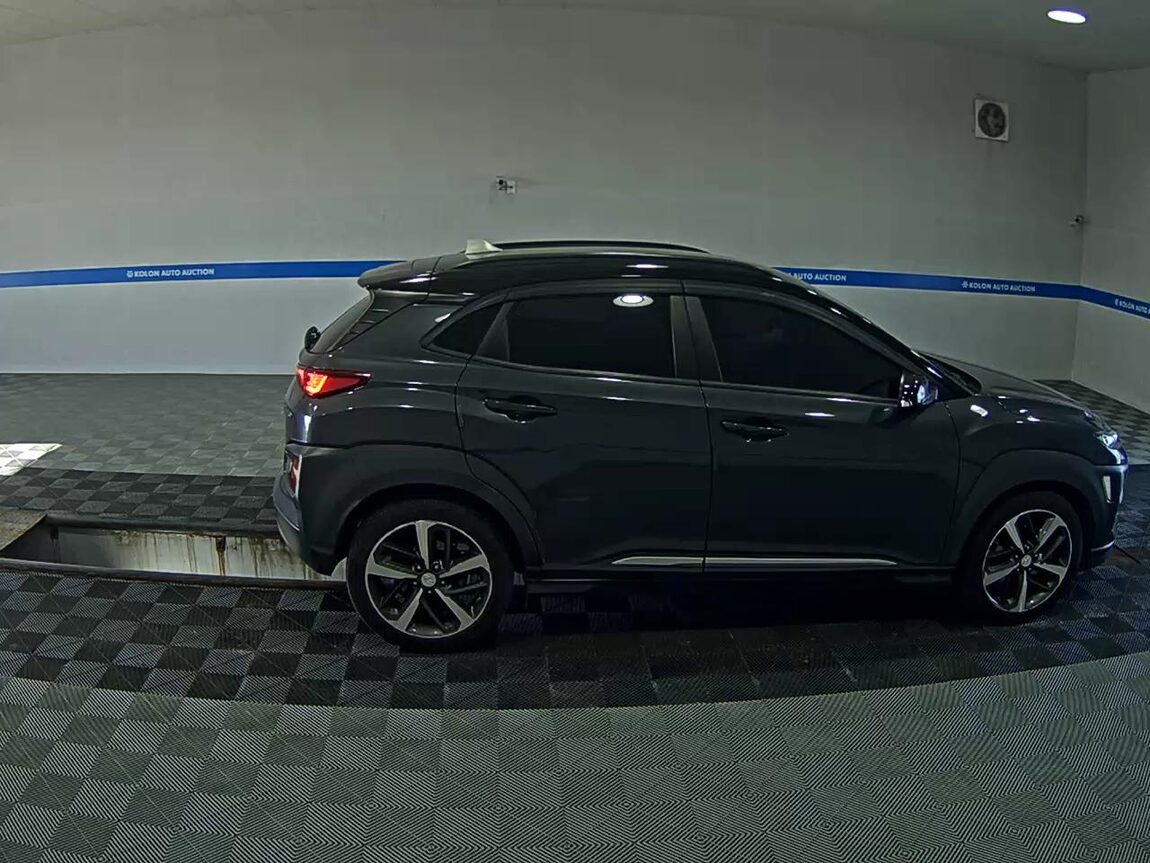 HYUNDAI KONA 1.6 GASOLINE 2WD PREMIUM 2018 - zdjęcie 4