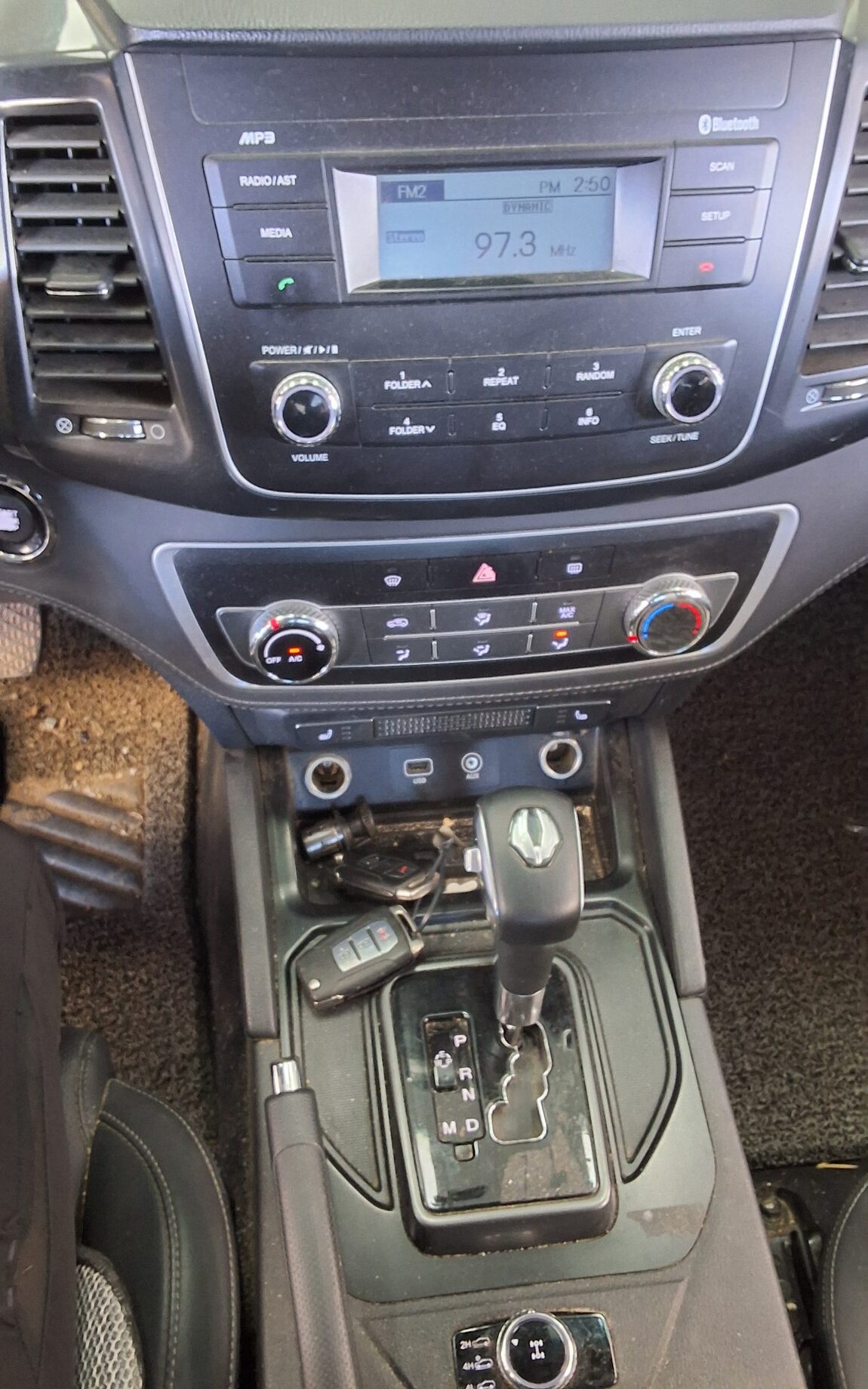 KG MOBILITY (SSANGYONG) REXTON SPORTS 2.2 4WD PRESTIGE SPECIAL 2021 - zdjęcie 18