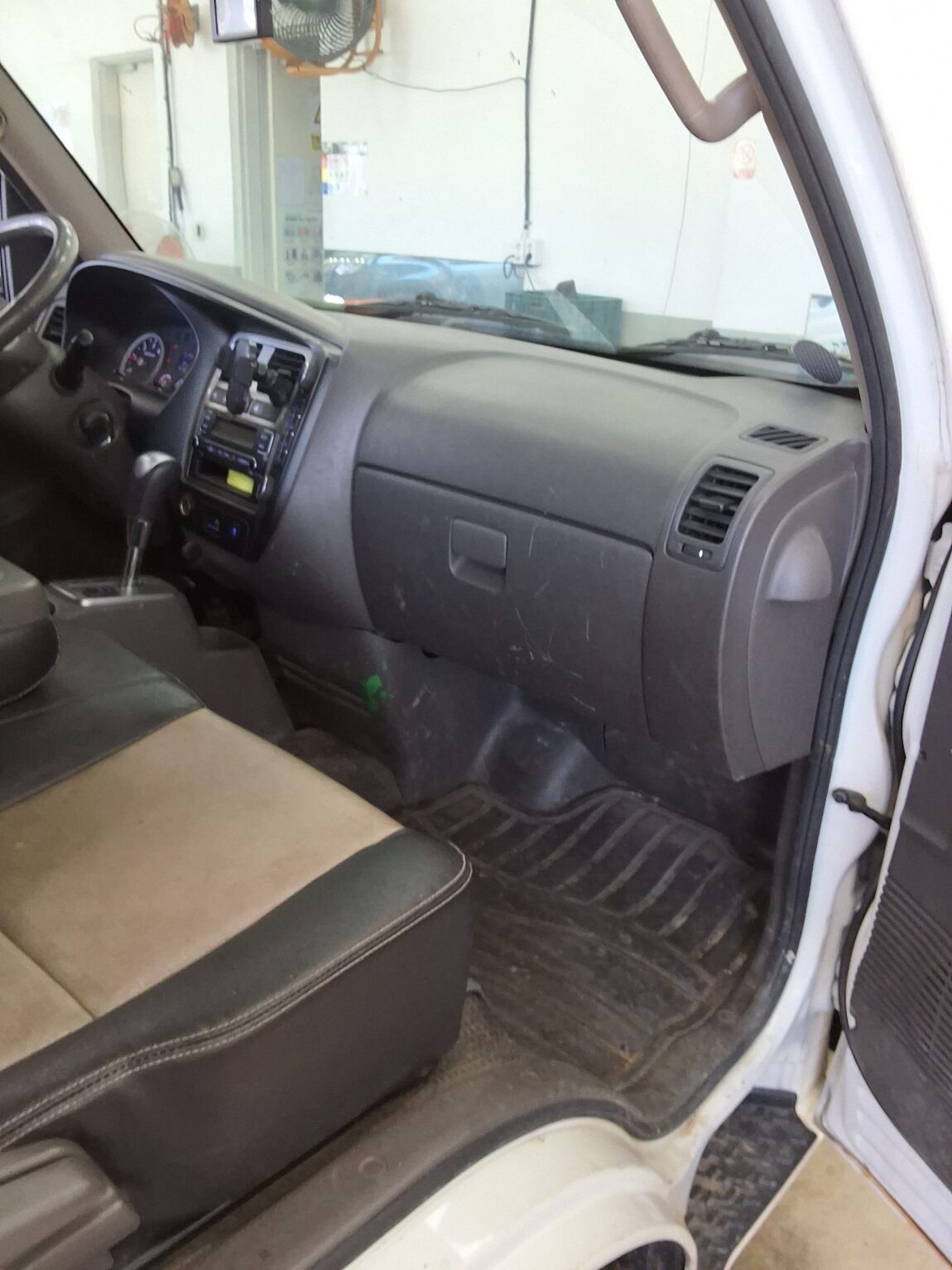HYUNDAI PORTER II CRDi SUPER CAB EXTRA LONG WHEELBASE SMART 2019 - zdjęcie 12