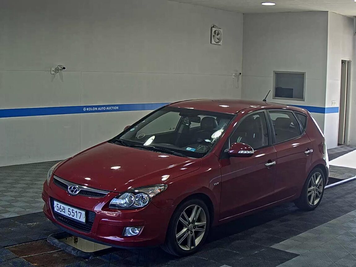 HYUNDAI i30 1.6 VVT PREMIER 2011 - zdjęcie 2